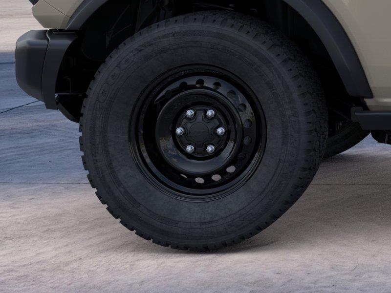Vehicle photo 21