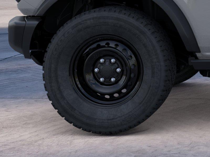 Vehicle photo 21