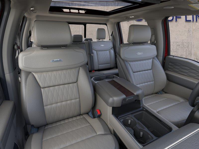 Vehicle photo 10