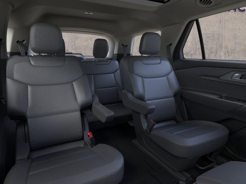 Vehicle photo 11