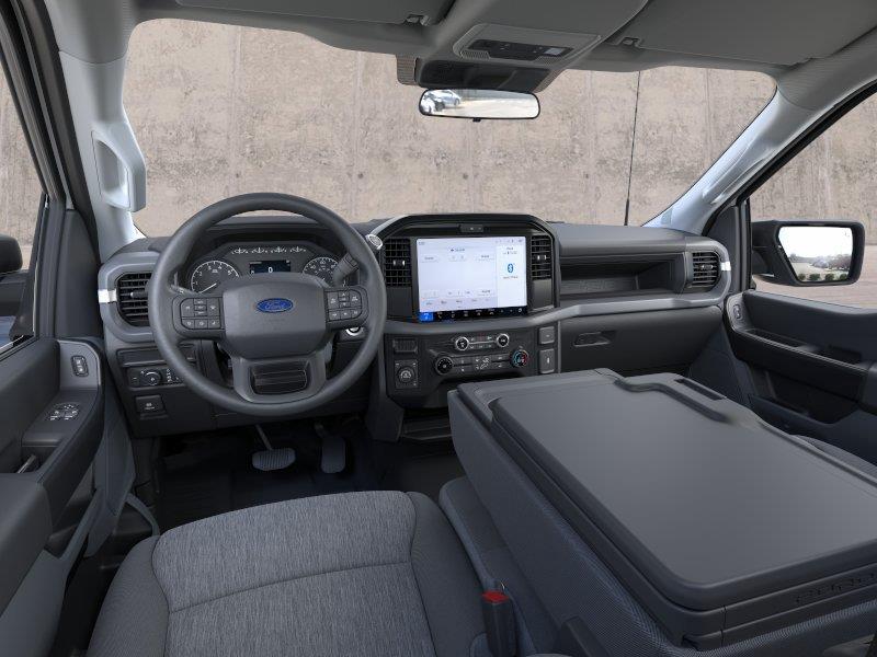 Vehicle photo 9
