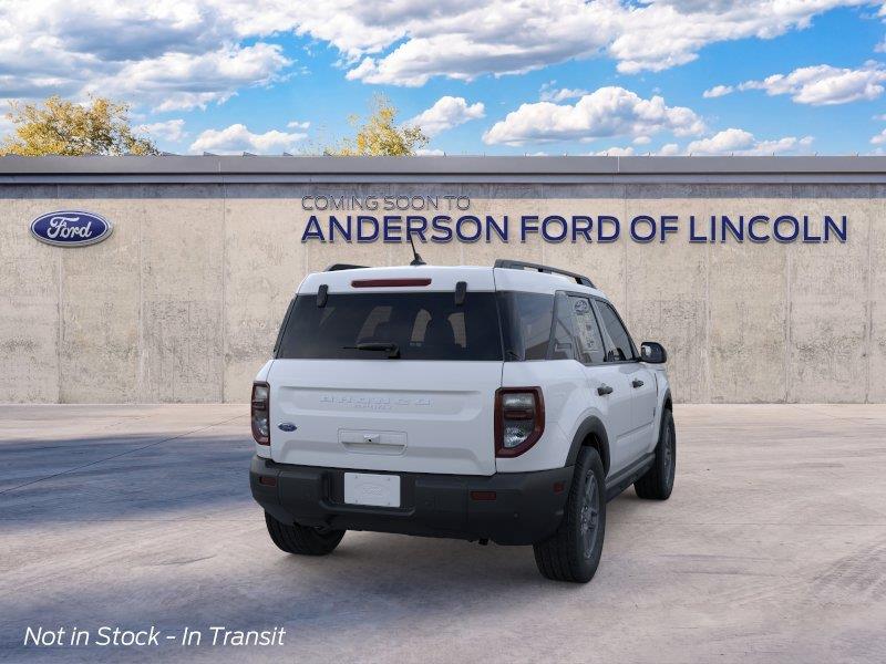 Vehicle photo 8