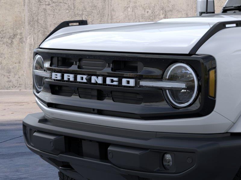 Vehicle photo 19