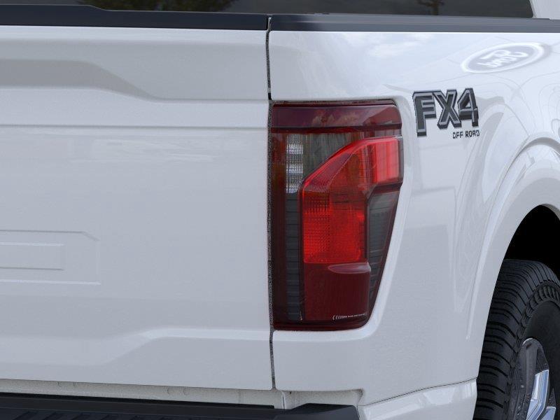 Vehicle photo 21