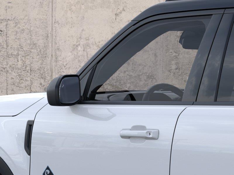 Vehicle photo 20
