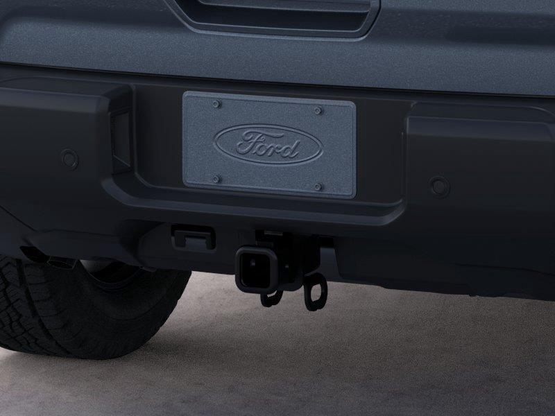 Vehicle photo 23