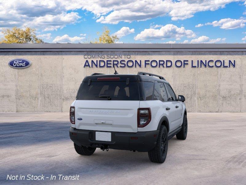 Vehicle photo 8
