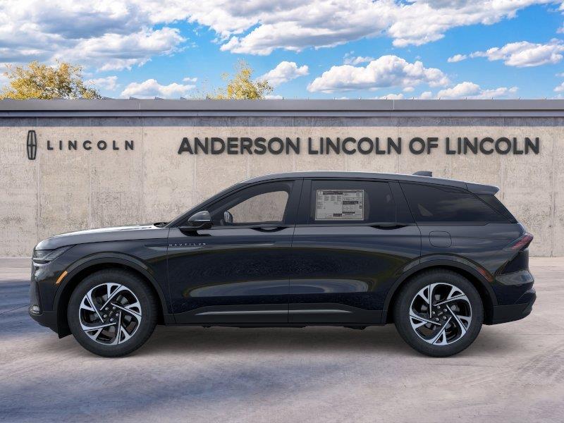 Vehicle photo 3