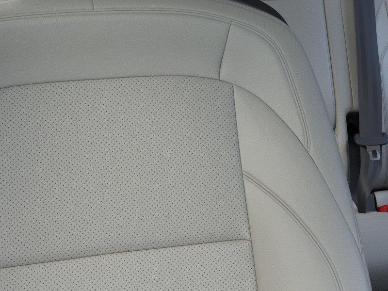 Vehicle photo 16