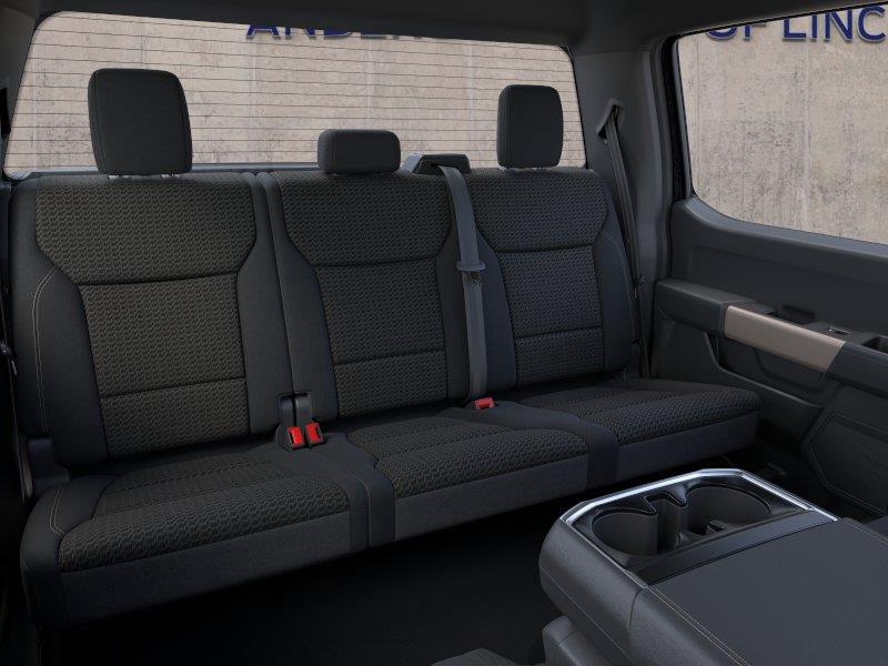 Vehicle photo 11