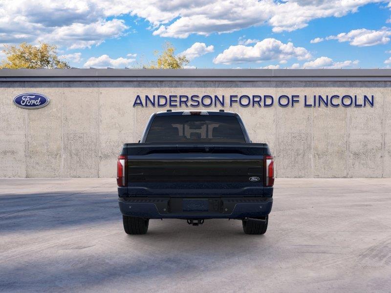 Vehicle photo 5