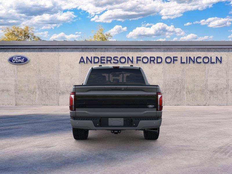Vehicle photo 5