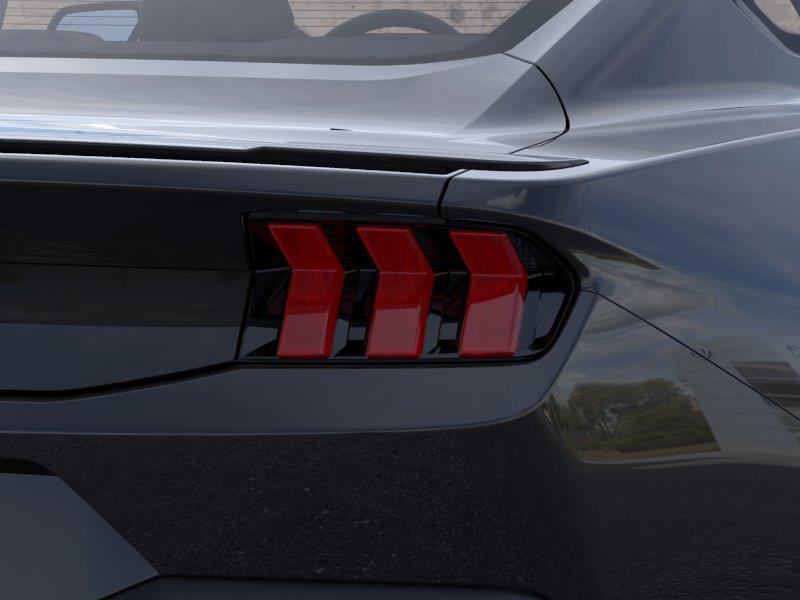 Vehicle photo 21