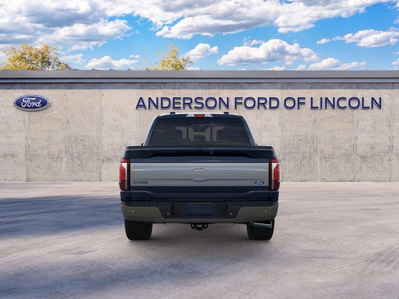 Vehicle photo 5