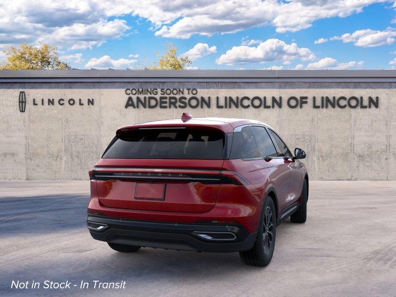Vehicle photo 8