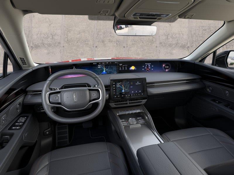 Vehicle photo 9