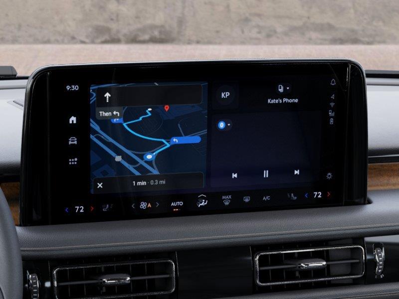 Vehicle photo 14