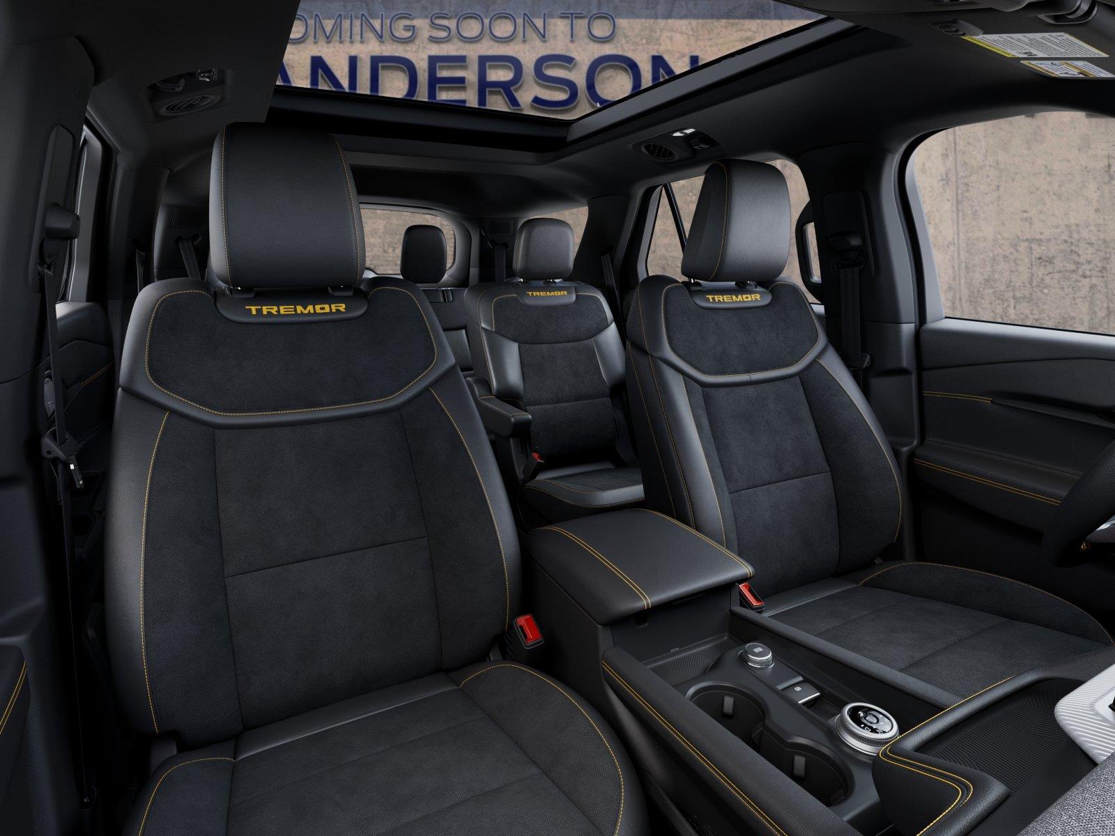 Vehicle photo 10