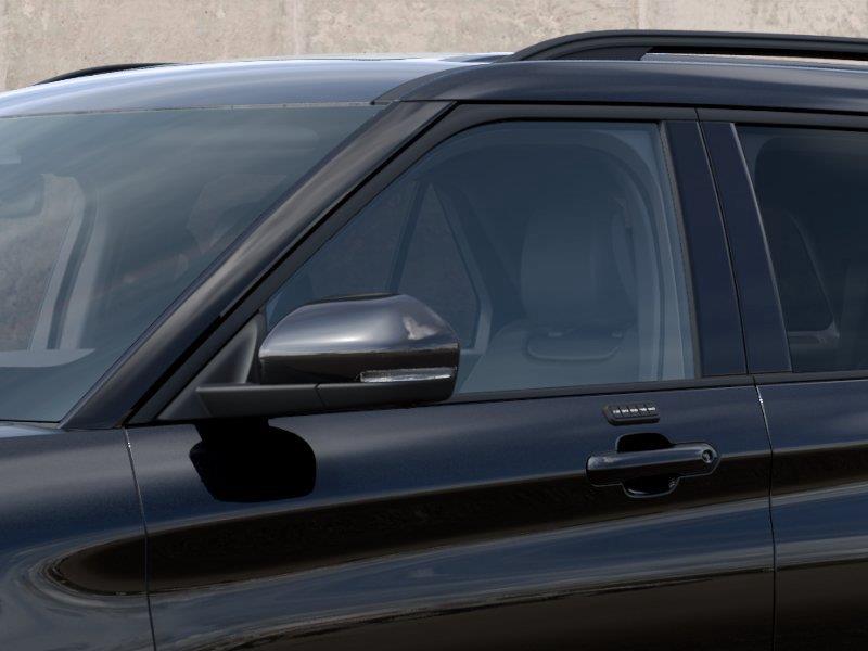 Vehicle photo 20