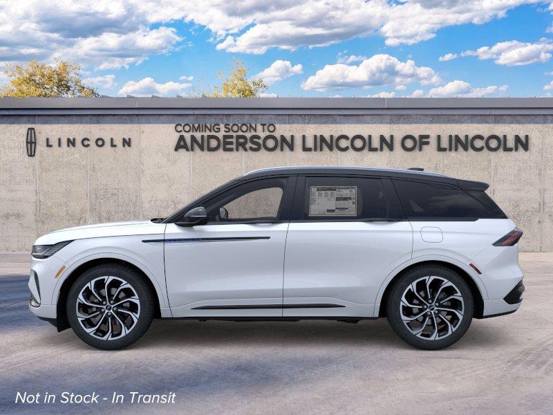 Vehicle photo 3