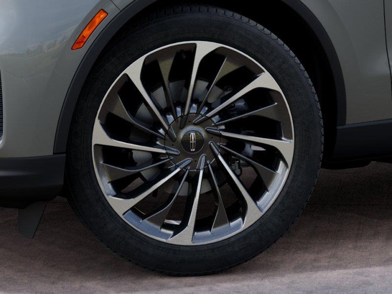 Vehicle photo 19
