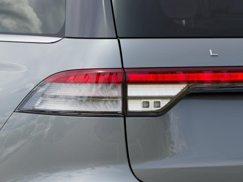 Vehicle photo 21