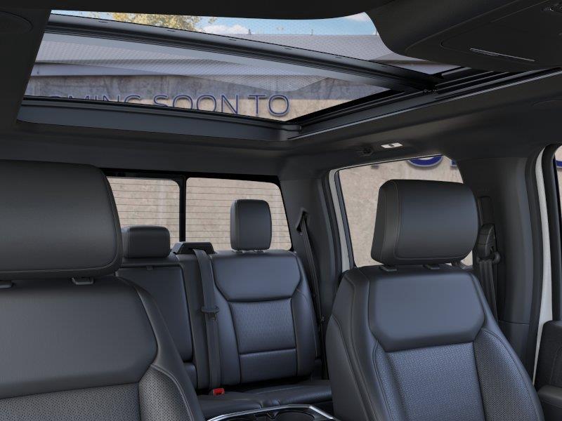 Vehicle photo 22
