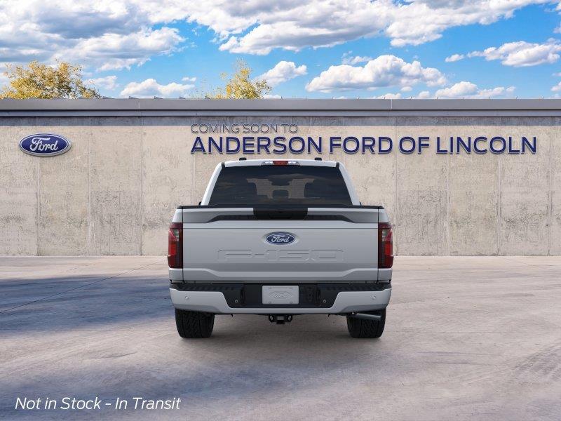 Vehicle photo 5