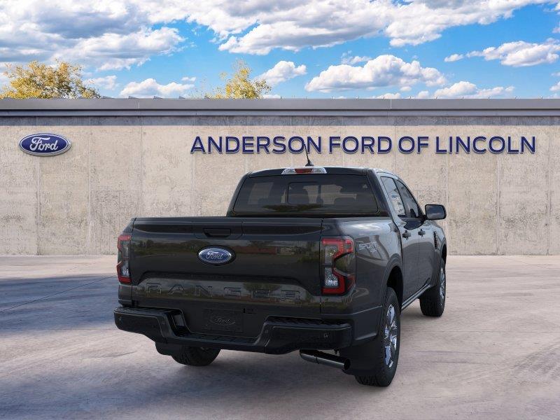 Vehicle photo 8