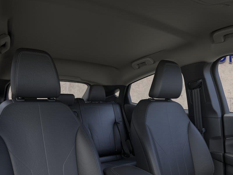 Vehicle photo 22
