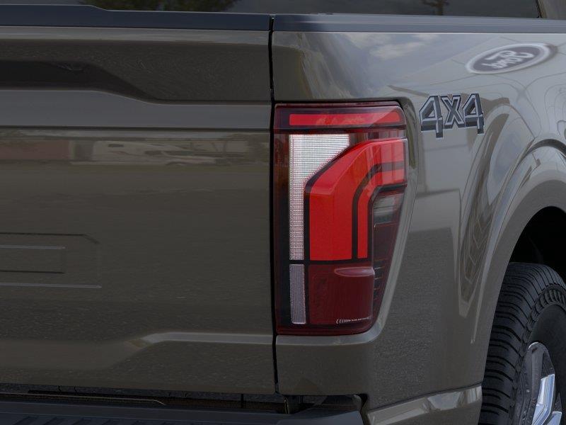 Vehicle photo 21