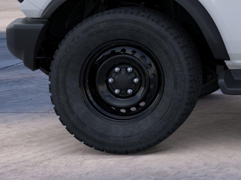 Vehicle photo 21