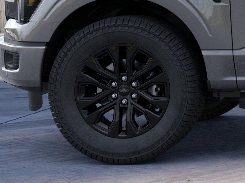 Vehicle photo 19
