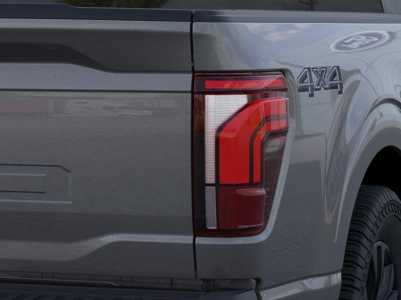 Vehicle photo 21