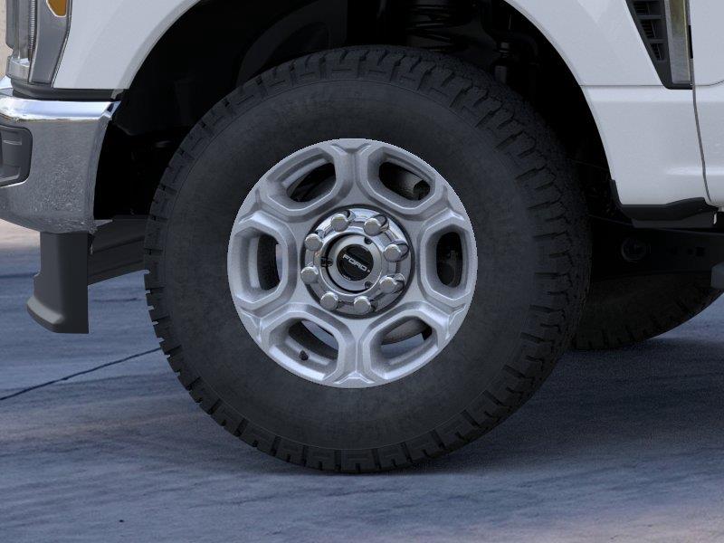 Vehicle photo 19