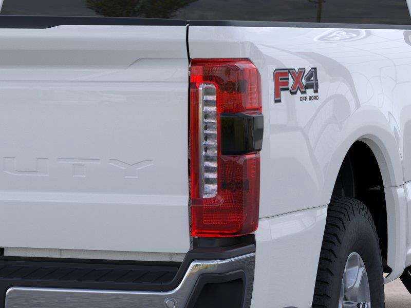 Vehicle photo 21