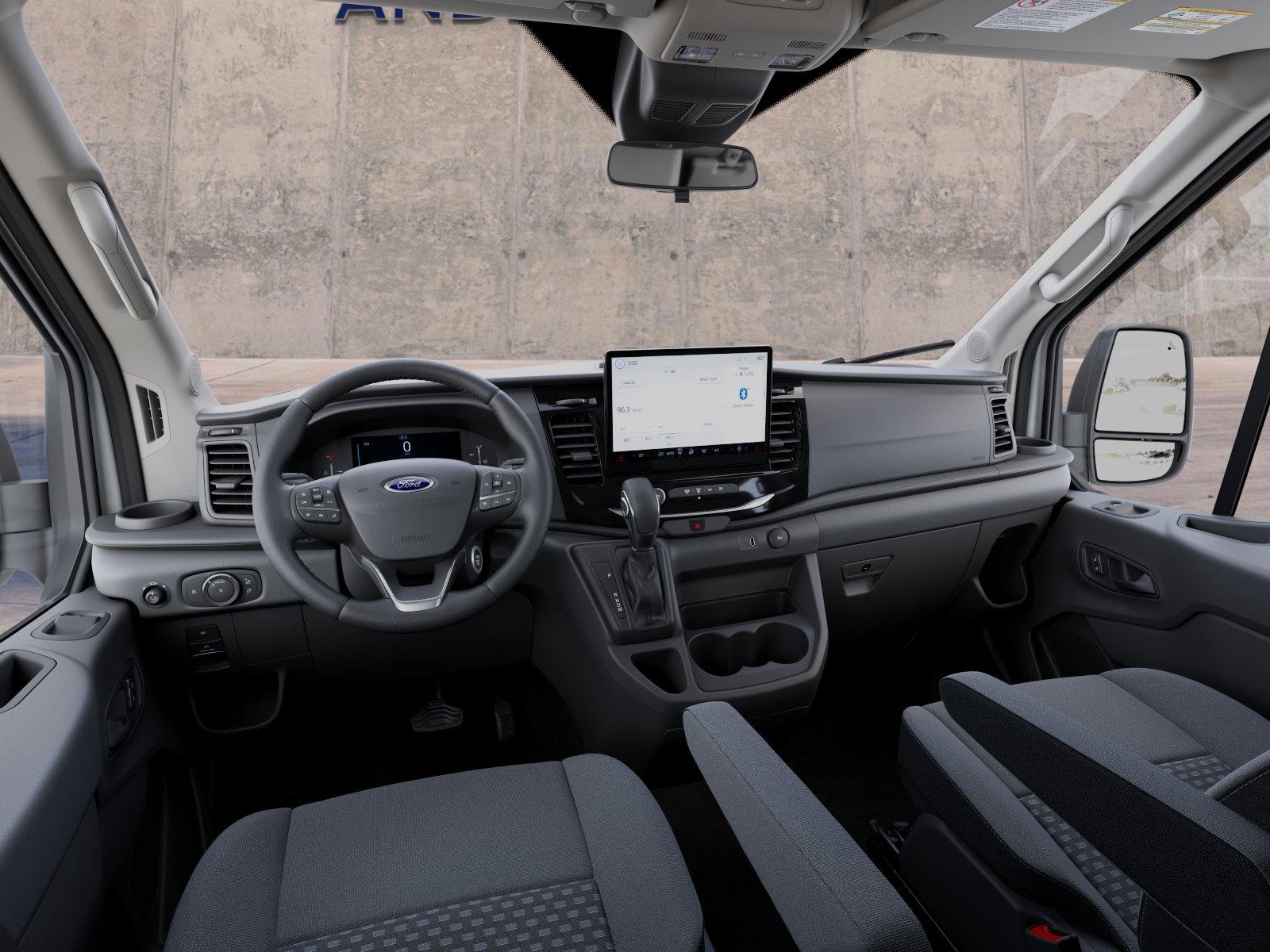Vehicle photo 9