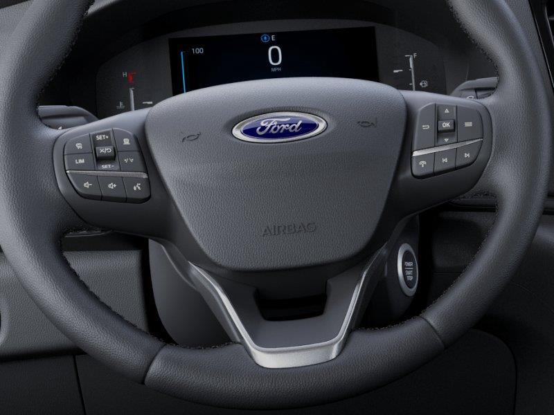 Vehicle photo 12