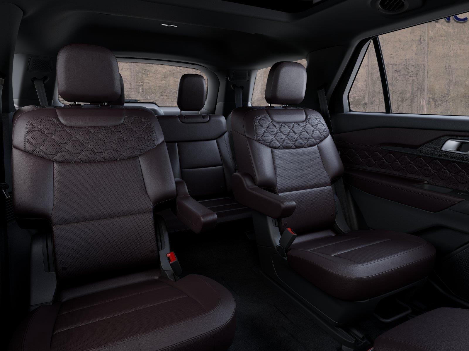 Vehicle photo 11