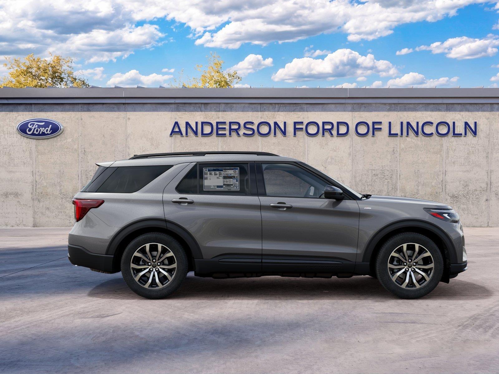 Vehicle photo 5