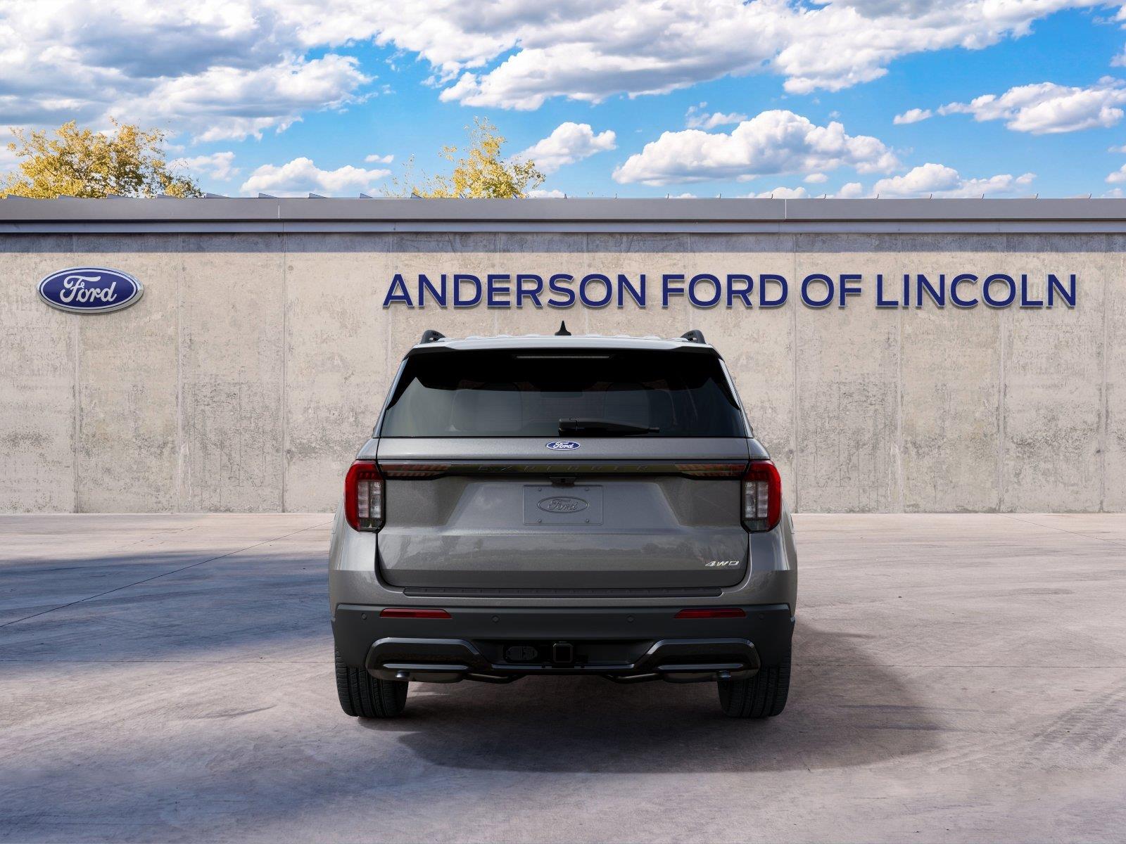 Vehicle photo 7