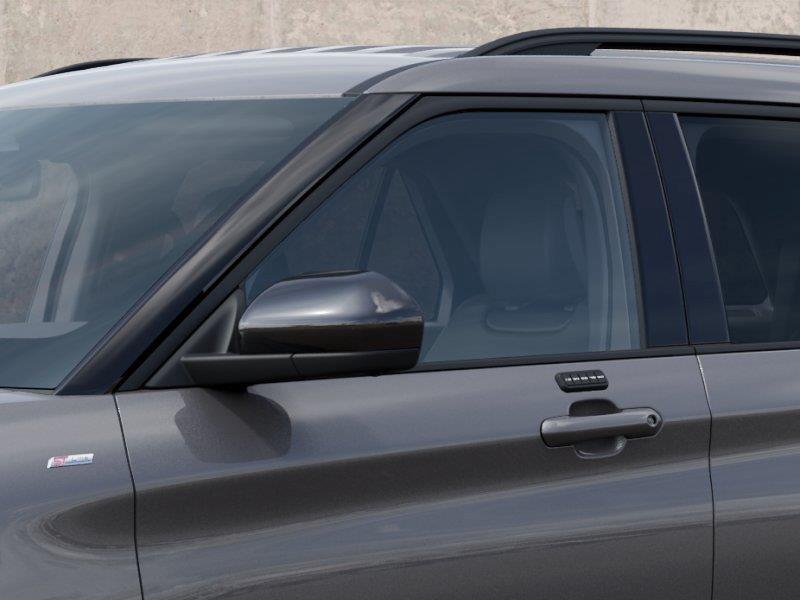 Vehicle photo 20