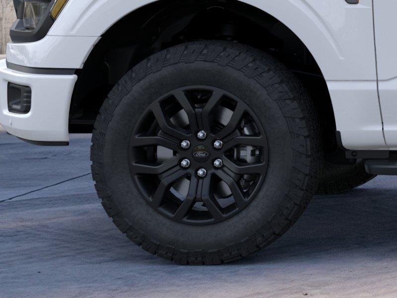 Vehicle photo 19
