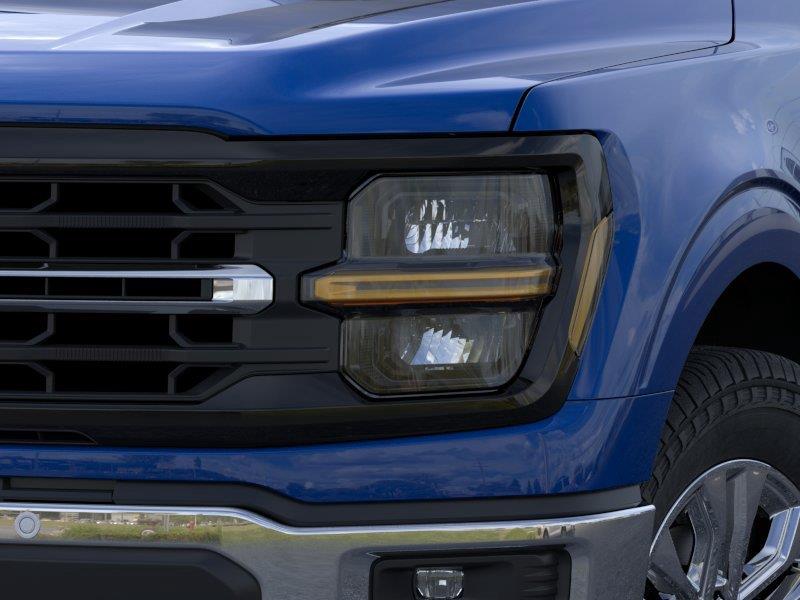 Vehicle photo 18