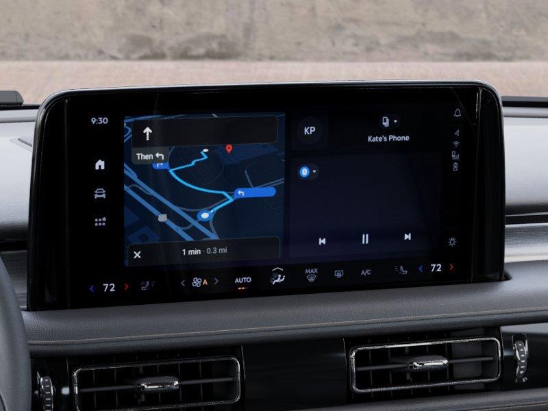 Vehicle photo 14