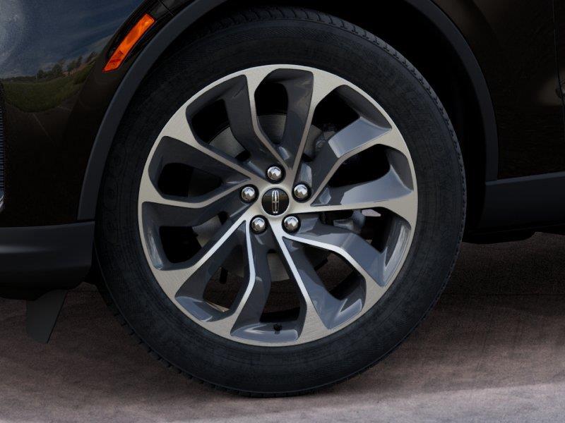 Vehicle photo 19