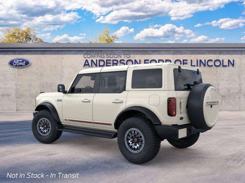 Vehicle photo 4