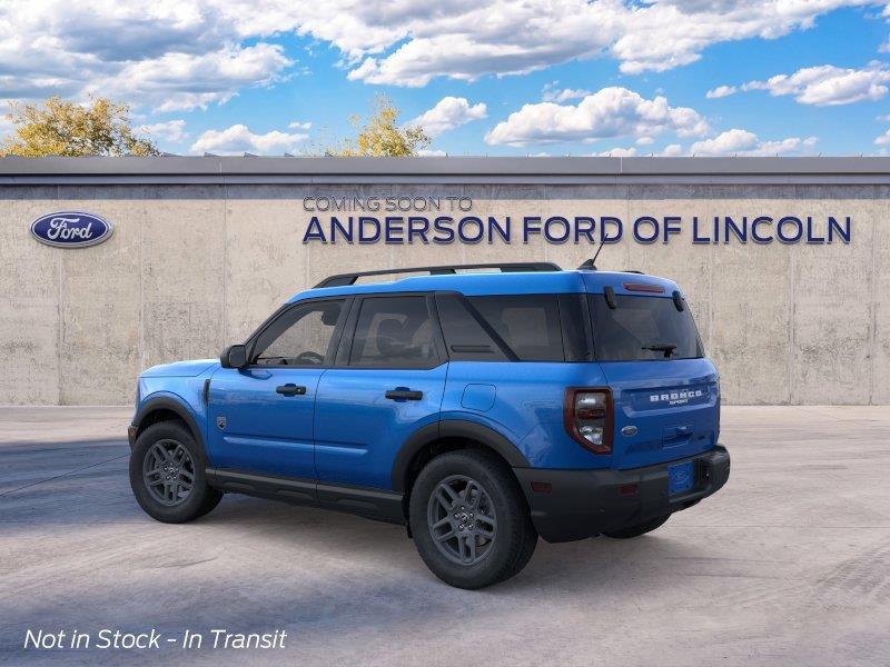 Vehicle photo 4