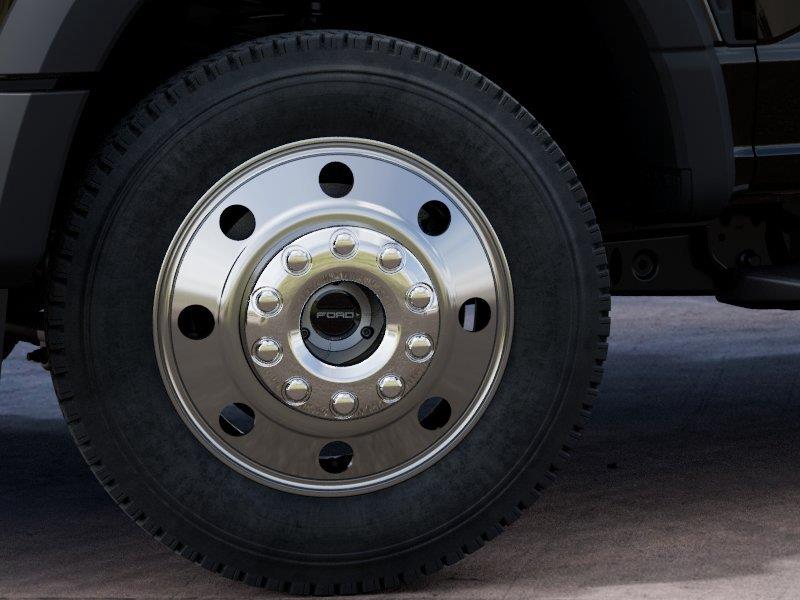 Vehicle photo 19