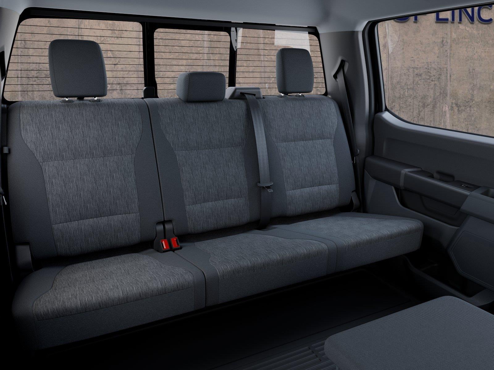Vehicle photo 11